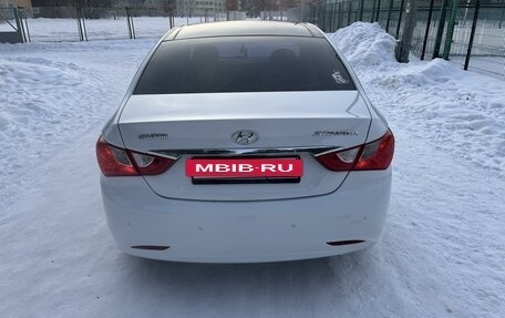 Hyundai Sonata VI, 2011 год, 1 430 000 рублей, 3 фотография