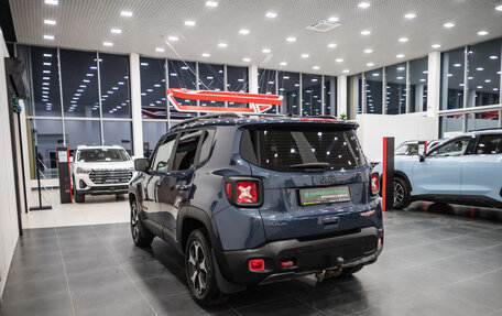 Jeep Renegade I рестайлинг, 2019 год, 2 650 000 рублей, 9 фотография