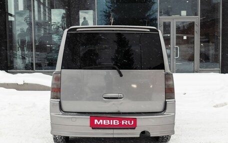 Toyota bB I рестайлинг, 2001 год, 600 000 рублей, 4 фотография