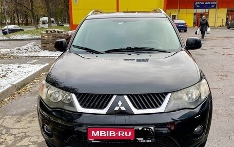 Mitsubishi Outlander III рестайлинг 3, 2007 год, 980 000 рублей, 1 фотография