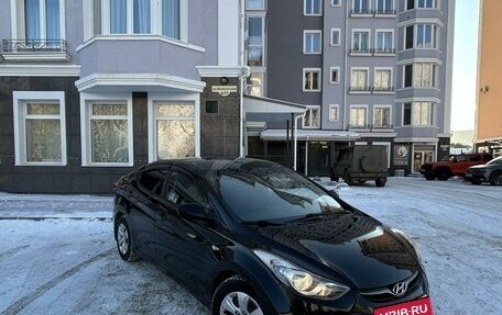 Hyundai Elantra V, 2012 год, 930 000 рублей, 3 фотография