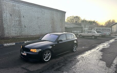 BMW 1 серия, 2006 год, 660 000 рублей, 5 фотография