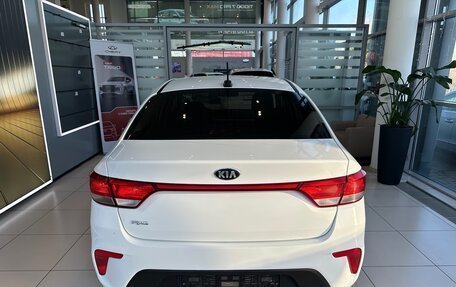 KIA Rio IV, 2017 год, 1 200 000 рублей, 6 фотография