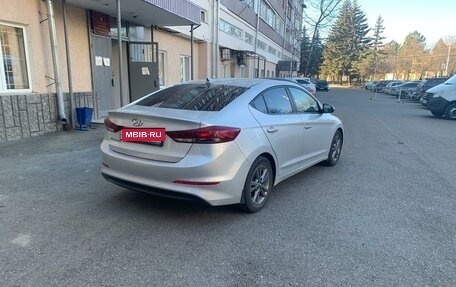 Hyundai Elantra VI рестайлинг, 2017 год, 1 400 000 рублей, 3 фотография