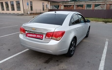 Chevrolet Cruze II, 2011 год, 820 000 рублей, 7 фотография