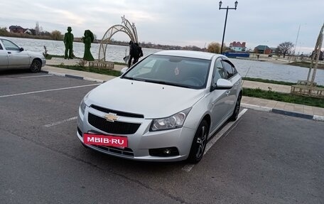 Chevrolet Cruze II, 2011 год, 820 000 рублей, 2 фотография