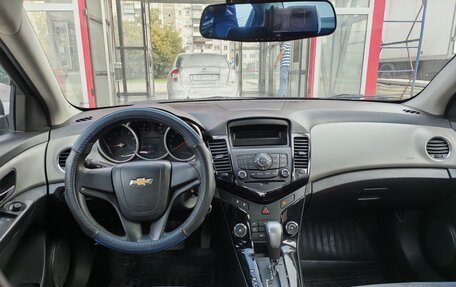 Chevrolet Cruze II, 2012 год, 818 000 рублей, 3 фотография