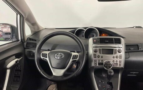 Toyota Verso I, 2010 год, 983 000 рублей, 15 фотография