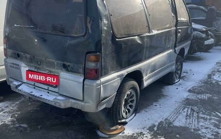 Mitsubishi Delica III, 1994 год, 60 000 рублей, 3 фотография