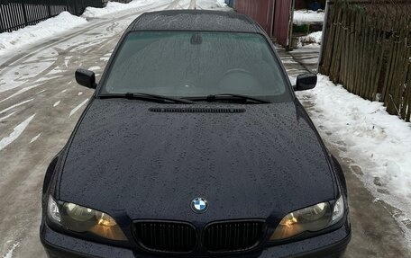 BMW 3 серия, 2002 год, 800 000 рублей, 1 фотография