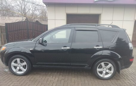 Mitsubishi Outlander III рестайлинг 3, 2008 год, 1 250 000 рублей, 12 фотография