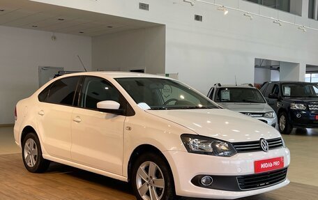 Volkswagen Polo VI (EU Market), 2012 год, 950 000 рублей, 3 фотография