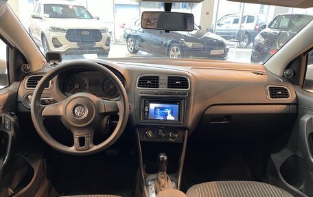 Volkswagen Polo VI (EU Market), 2012 год, 950 000 рублей, 9 фотография