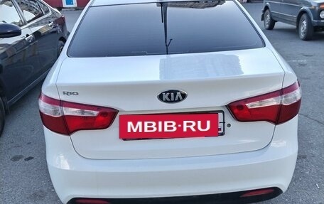 KIA Rio III рестайлинг, 2013 год, 609 000 рублей, 3 фотография