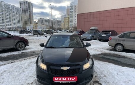 Chevrolet Cruze II, 2011 год, 670 000 рублей, 6 фотография