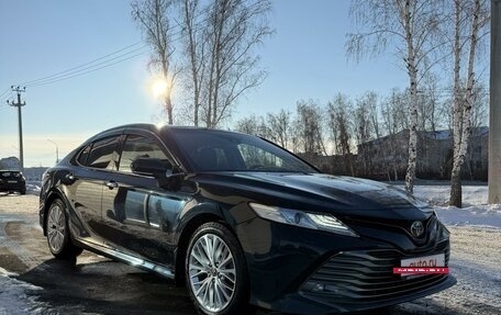 Toyota Camry, 2018 год, 2 950 000 рублей, 2 фотография