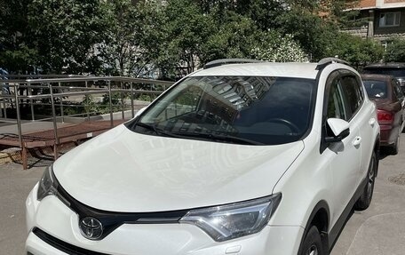 Toyota RAV4, 2019 год, 3 300 000 рублей, 5 фотография