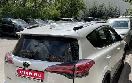 Toyota RAV4, 2019 год, 3 300 000 рублей, 8 фотография