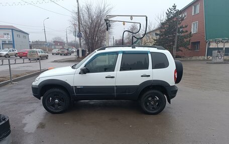 Chevrolet Niva I рестайлинг, 2015 год, 790 000 рублей, 5 фотография