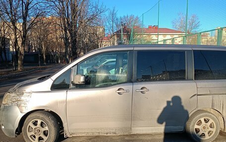 Nissan Serena III, 2006 год, 550 000 рублей, 1 фотография