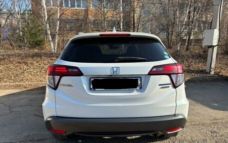 Honda Vezel, 2013 год, 1 350 000 рублей, 4 фотография