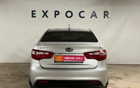 KIA Rio III рестайлинг, 2013 год, 940 000 рублей, 4 фотография