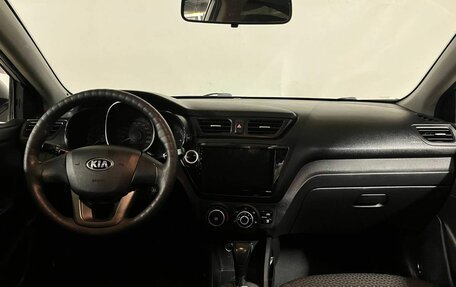 KIA Rio III рестайлинг, 2013 год, 940 000 рублей, 13 фотография