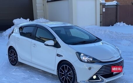 Toyota Aqua I, 2014 год, 1 250 000 рублей, 2 фотография