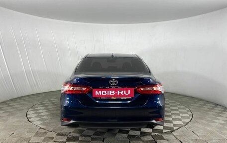 Toyota Camry, 2018 год, 2 590 000 рублей, 6 фотография