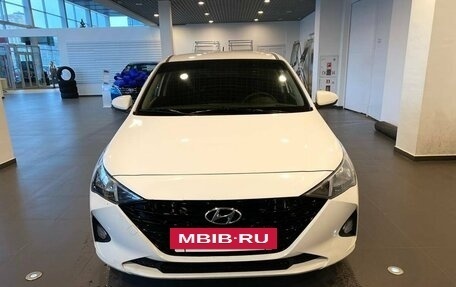 Hyundai Solaris II рестайлинг, 2021 год, 1 850 000 рублей, 8 фотография