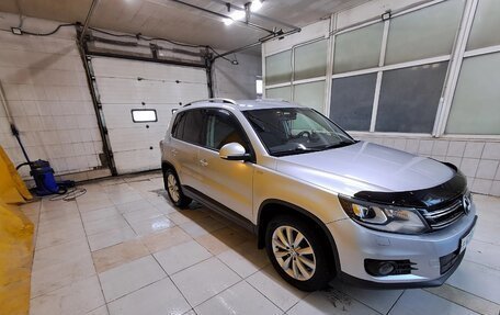 Volkswagen Tiguan I, 2016 год, 1 850 000 рублей, 2 фотография