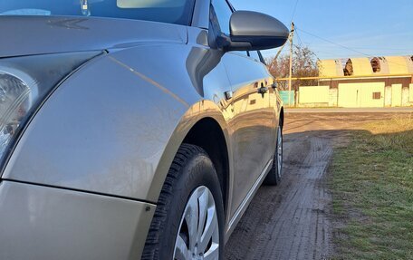 Chevrolet Cruze II, 2011 год, 930 000 рублей, 4 фотография