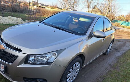 Chevrolet Cruze II, 2011 год, 930 000 рублей, 9 фотография