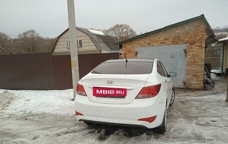 Hyundai Solaris II рестайлинг, 2014 год, 749 000 рублей, 4 фотография