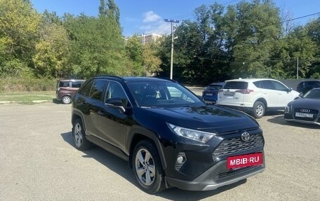 Toyota RAV4, 2021 год, 3 199 000 рублей, 3 фотография