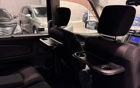 Nissan Serena IV, 2011 год, 1 545 000 рублей, 12 фотография