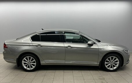 Volkswagen Passat B8 рестайлинг, 2016 год, 1 885 000 рублей, 5 фотография