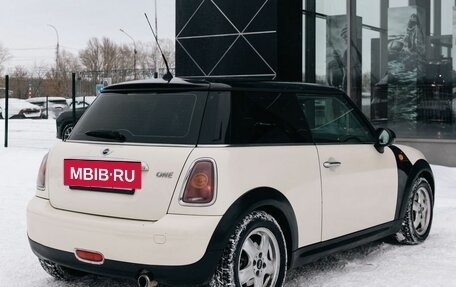 MINI Hatch, 2007 год, 880 000 рублей, 5 фотография