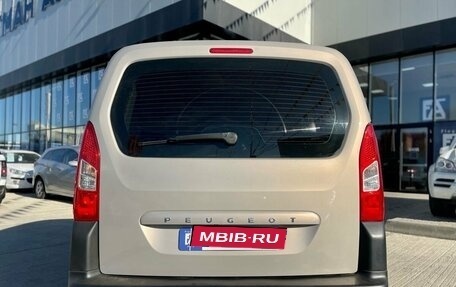 Peugeot Partner II рестайлинг 2, 2009 год, 777 000 рублей, 4 фотография