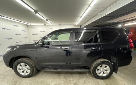 Toyota Land Cruiser Prado 150 рестайлинг 2, 2021 год, 6 700 000 рублей, 7 фотография