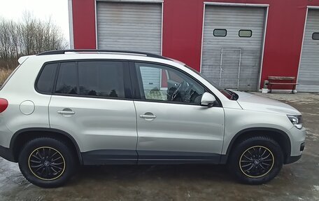 Volkswagen Tiguan I, 2011 год, 849 999 рублей, 7 фотография