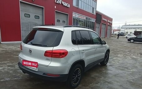 Volkswagen Tiguan I, 2011 год, 849 999 рублей, 5 фотография