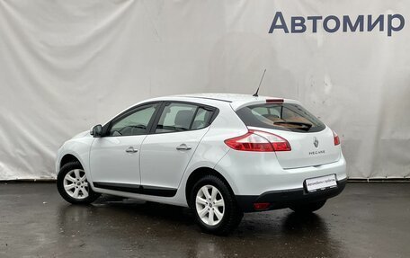 Renault Megane III, 2013 год, 909 900 рублей, 7 фотография