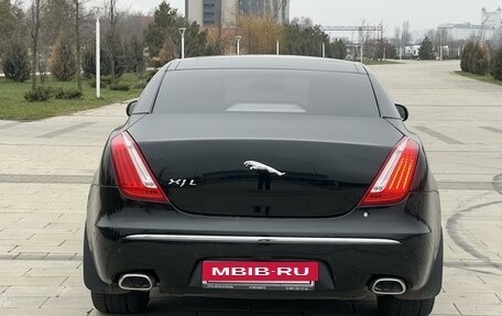 Jaguar XJ IV (X351), 2011 год, 6 фотография