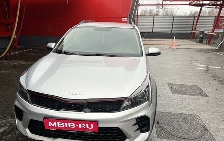 KIA Rio IV, 2021 год, 2 100 000 рублей, 1 фотография