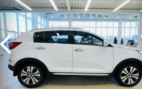 KIA Sportage III, 2011 год, 1 800 000 рублей, 4 фотография