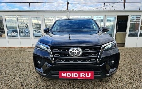 Toyota Fortuner II, 2021 год, 4 250 000 рублей, 3 фотография