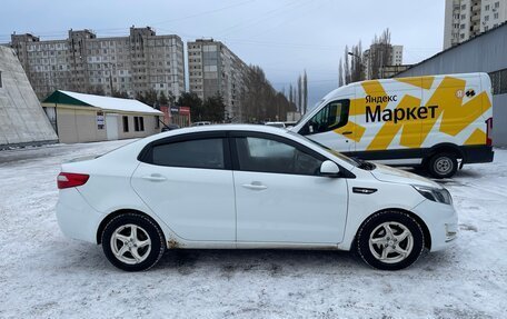 KIA Rio III рестайлинг, 2013 год, 690 000 рублей, 3 фотография