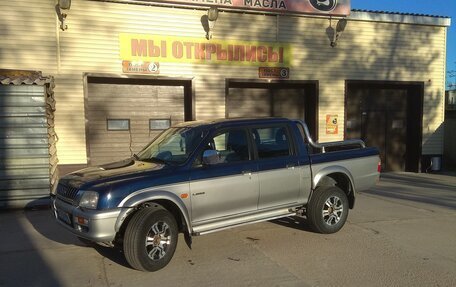 Mitsubishi L200 III рестайлинг, 2000 год, 700 000 рублей, 4 фотография