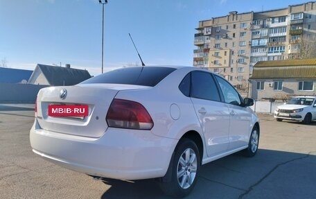 Volkswagen Polo VI (EU Market), 2011 год, 1 080 000 рублей, 2 фотография